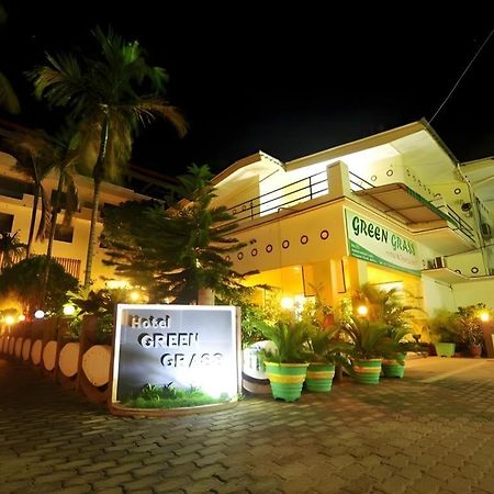 Green Grass Hotel & Restaurant Jápané Exteriér fotografie